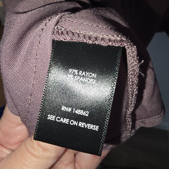 TORRID Women’s Plus Size Mauve Wrap Top Short Flutter Sleeves Tie Sz 1 1X New - Picture 9 of 9